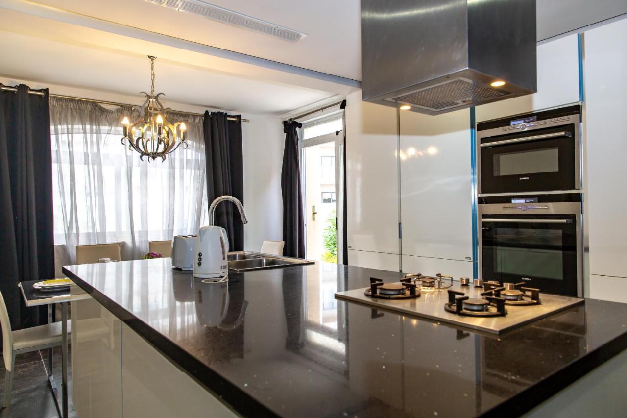 Апартаменты Dolmen Court Flat 10, Qawra Сент-Полс-Бей Экстерьер фото