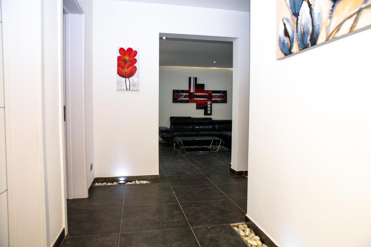 Апартаменты Dolmen Court Flat 10, Qawra Сент-Полс-Бей Экстерьер фото