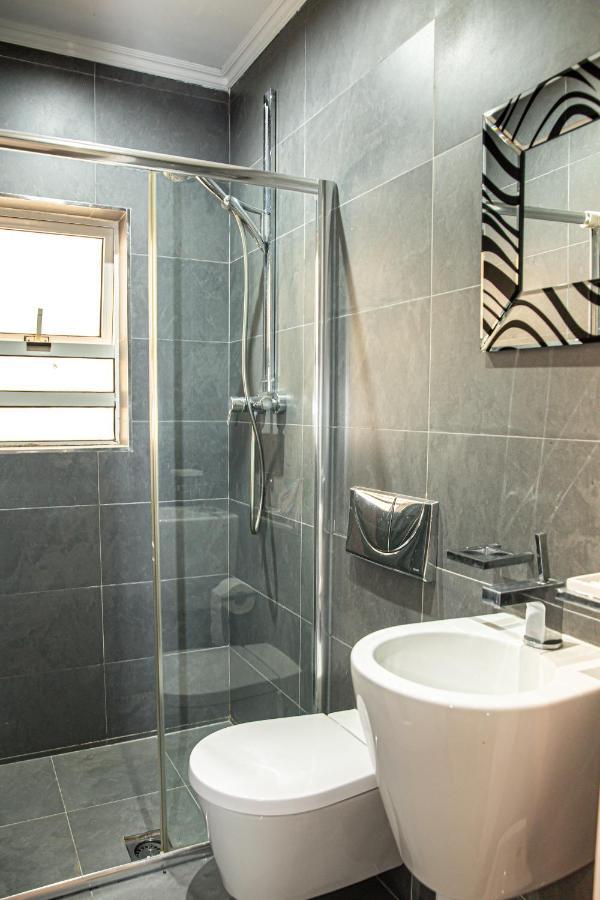 Апартаменты Dolmen Court Flat 10, Qawra Сент-Полс-Бей Экстерьер фото