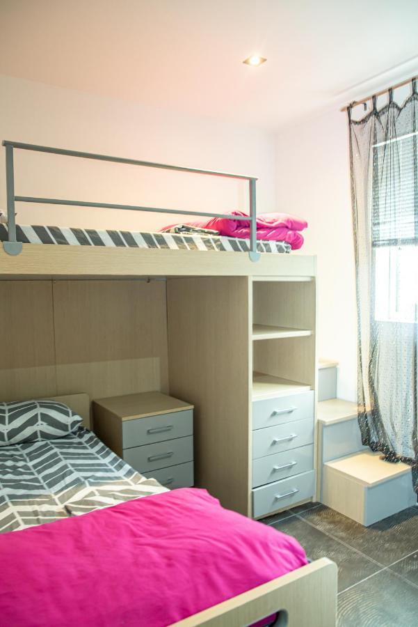 Апартаменты Dolmen Court Flat 10, Qawra Сент-Полс-Бей Экстерьер фото