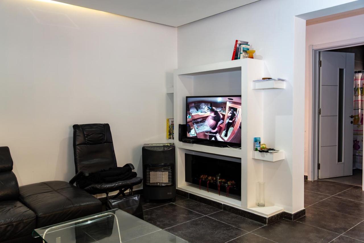 Апартаменты Dolmen Court Flat 10, Qawra Сент-Полс-Бей Экстерьер фото